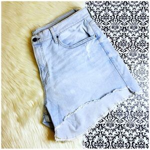 a.n.a : size : 20 : light wash distressed high-rise denim jean boyfriend shorts